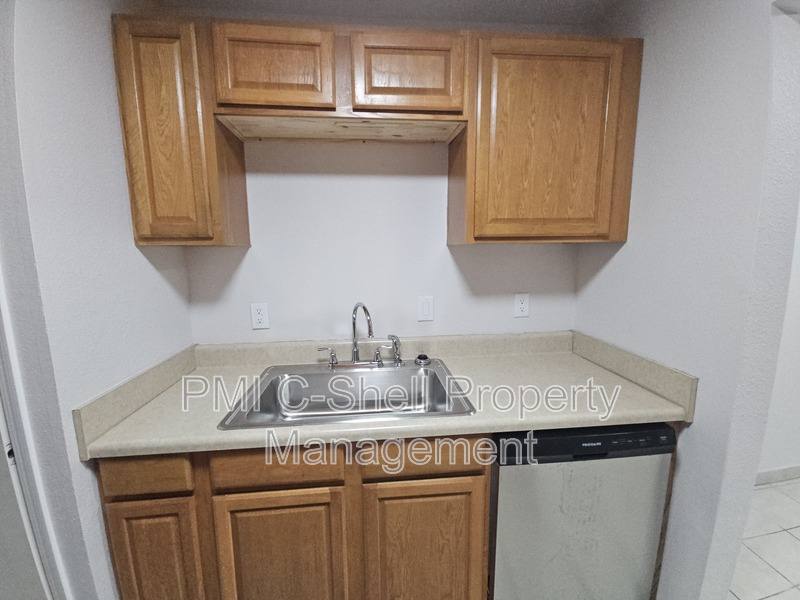 Apartment for rent at 3409 Green Briar Circle #2, Gulf Breeze, FL 32563