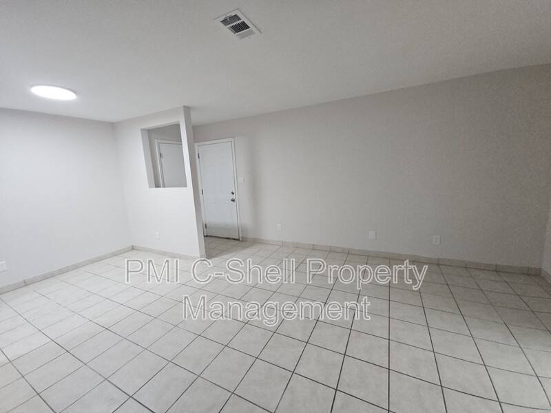 Apartment for rent at 3409 Green Briar Circle #2, Gulf Breeze, FL 32563