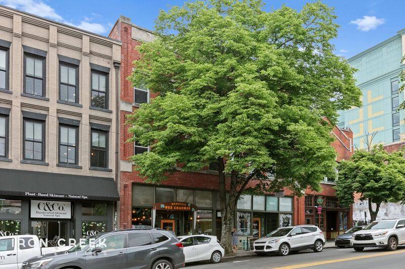 Condo for rent at 32 Broadway St #320, Asheville, NC 28801