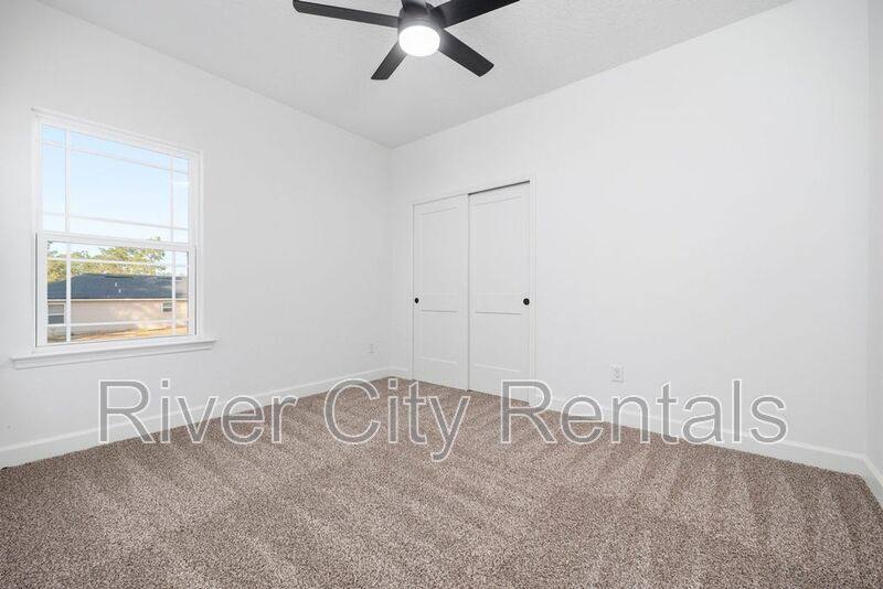House for rent at 7596 Silver Sands Rd, Keystone Heights, FL 32656