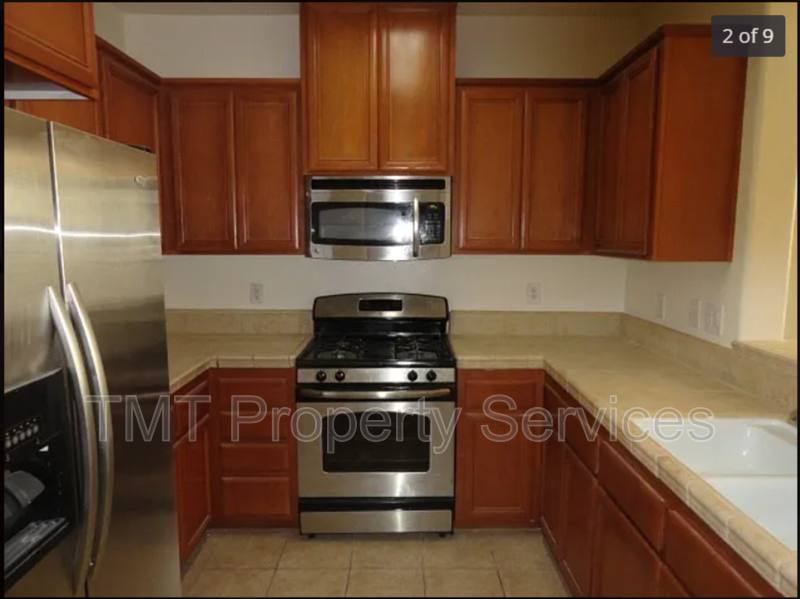 Townhouse for rent at 3044 Enchanted Walk, Sacramento, CA 95835