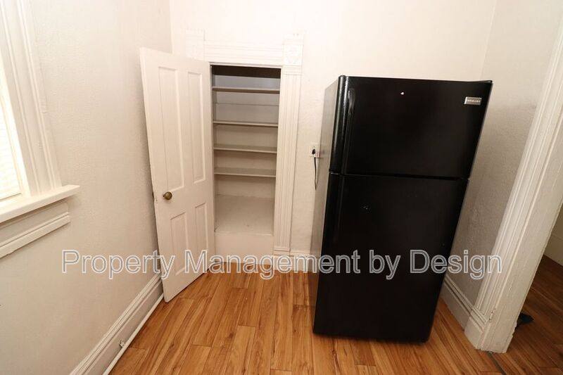 Apartment for rent at 2940 Brattleboro Ave #2, Des Moines, IA 50311