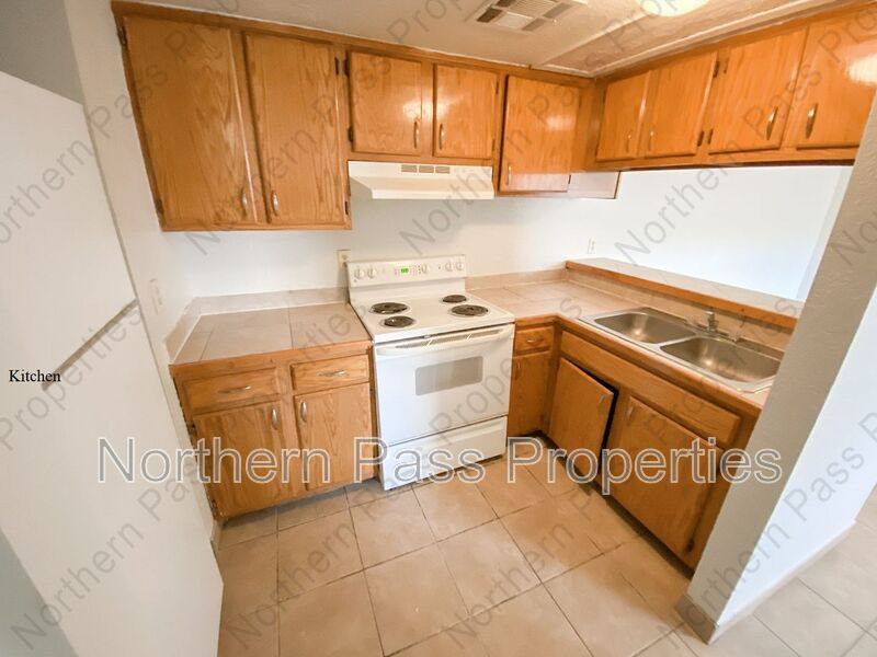 Apartment for rent at 4700 Maxwell Ave #22, El Paso, TX 79904