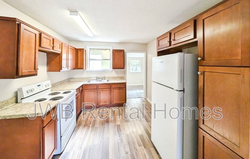 House for rent at 1288 28th St W, Jacksonville, FL 32209