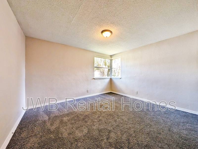 House for rent at 1288 28th St W, Jacksonville, FL 32209