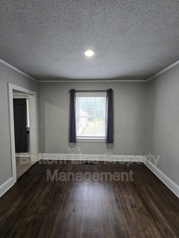 House for rent at 5008 Doris Ave, Charlotte, NC 28205