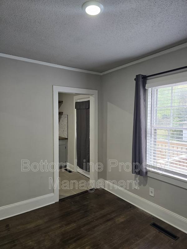 House for rent at 5008 Doris Ave, Charlotte, NC 28205
