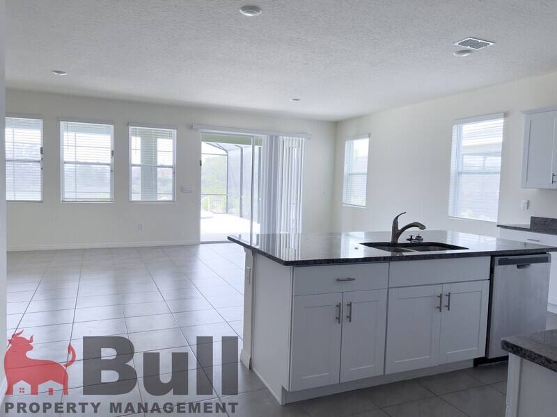 House for rent at 7821 Oak Reflection Loop, Davenport, FL 33837