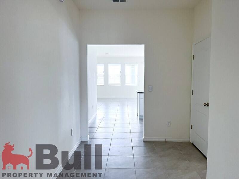 House for rent at 7821 Oak Reflection Loop, Davenport, FL 33837