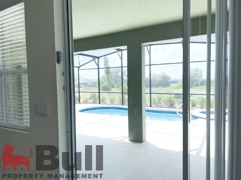 House for rent at 7821 Oak Reflection Loop, Davenport, FL 33837