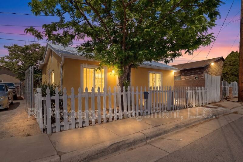 House for rent at 515 Marble Ave, Albuquerque, NM 87102