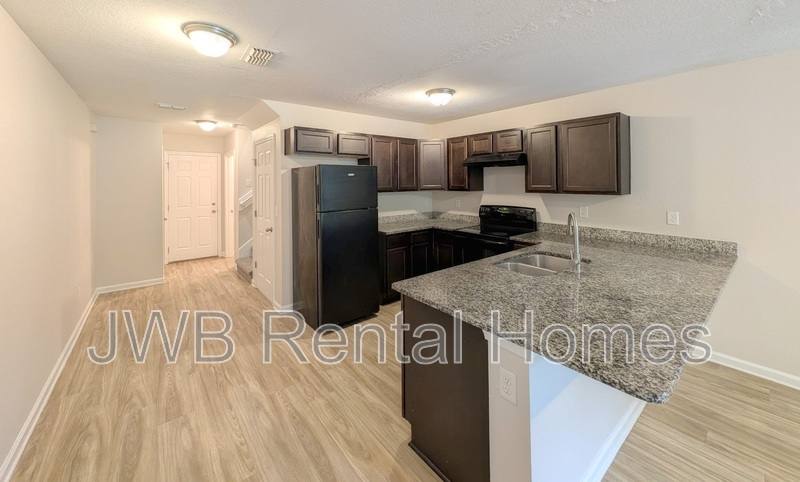 Townhouse for rent at 8485 McGirts Village Lane, Jacksonville, FL 32210