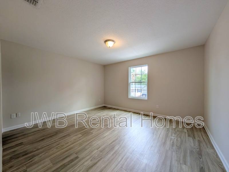 Townhouse for rent at 8485 McGirts Village Lane, Jacksonville, FL 32210