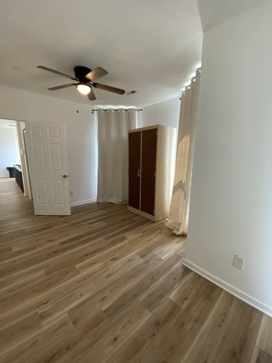 Apartment for rent at 1309 Dixie Highway 3, Louisville, KY 40210