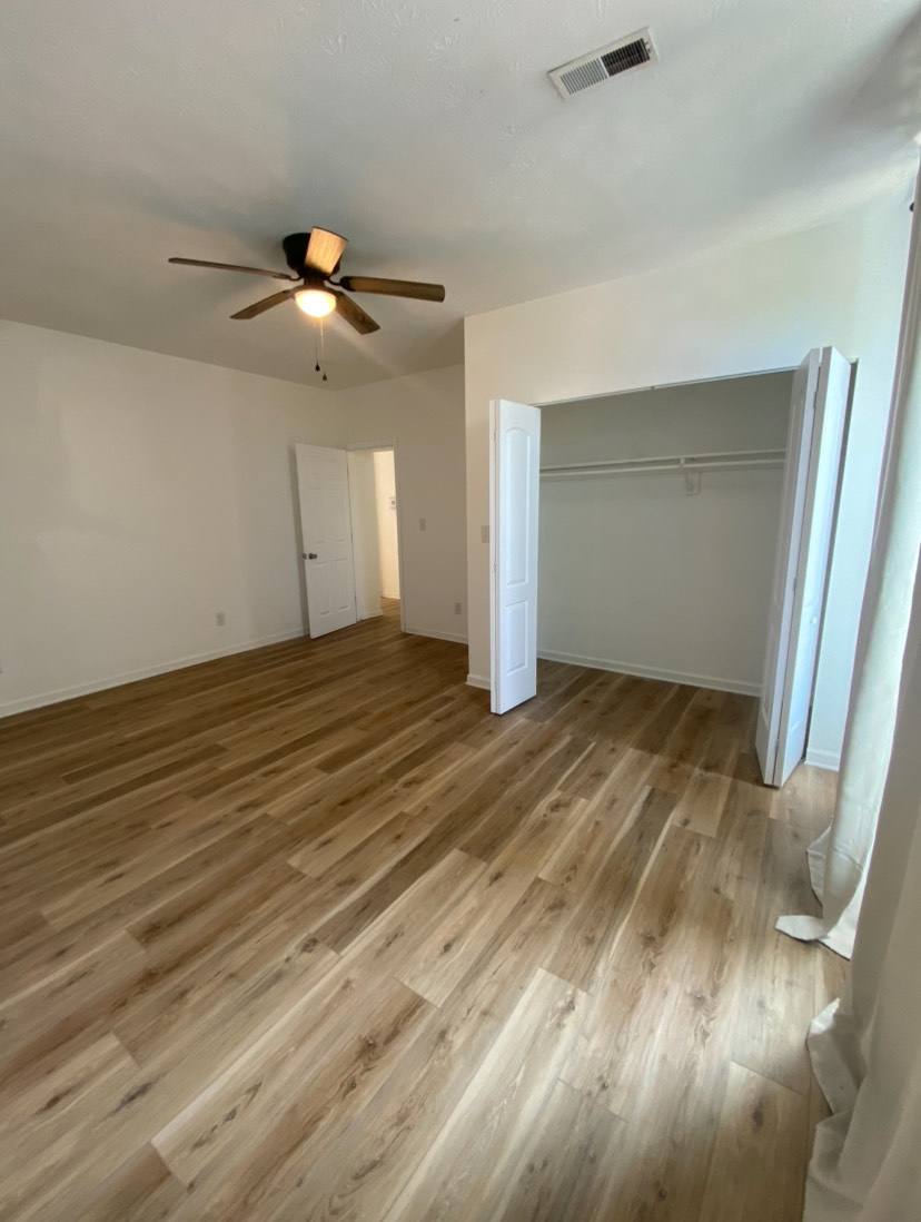 Apartment for rent at 1309 Dixie Highway 3, Louisville, KY 40210