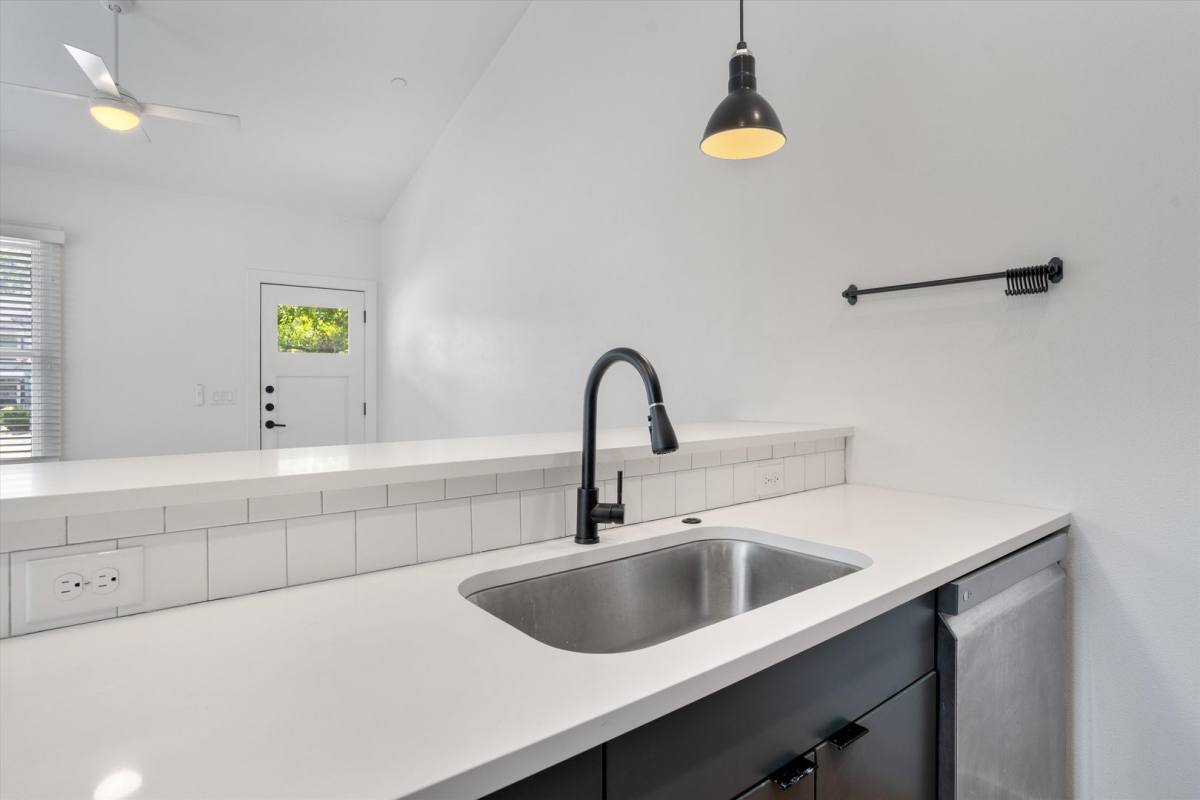 Apartment for rent at 4004 Ave C, Austin, TX 78751