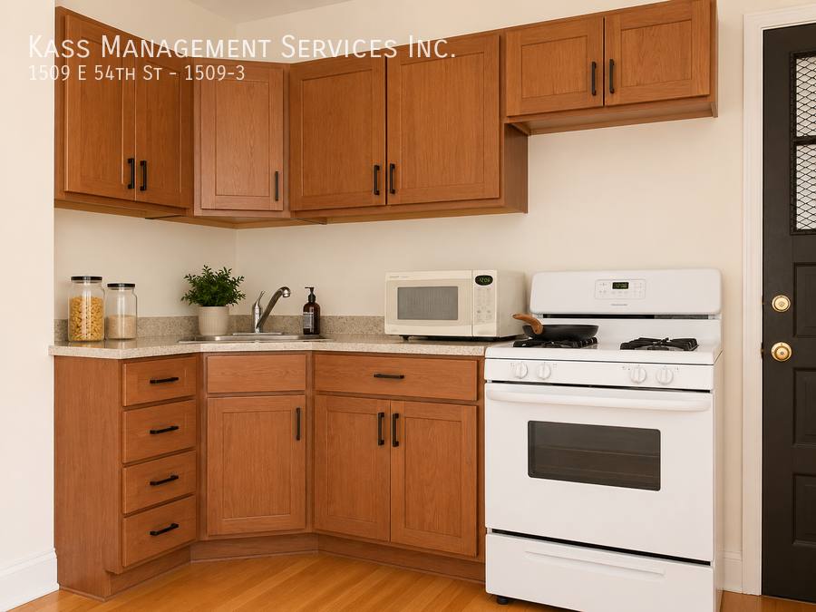 Apartment for rent at 1509 E 54th St #3, Chicago, IL 60615
