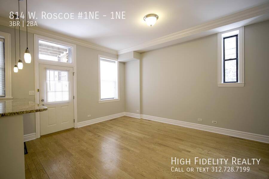 Condo for rent at 814 W Roscoe #1NE, Chicago, IL 60657