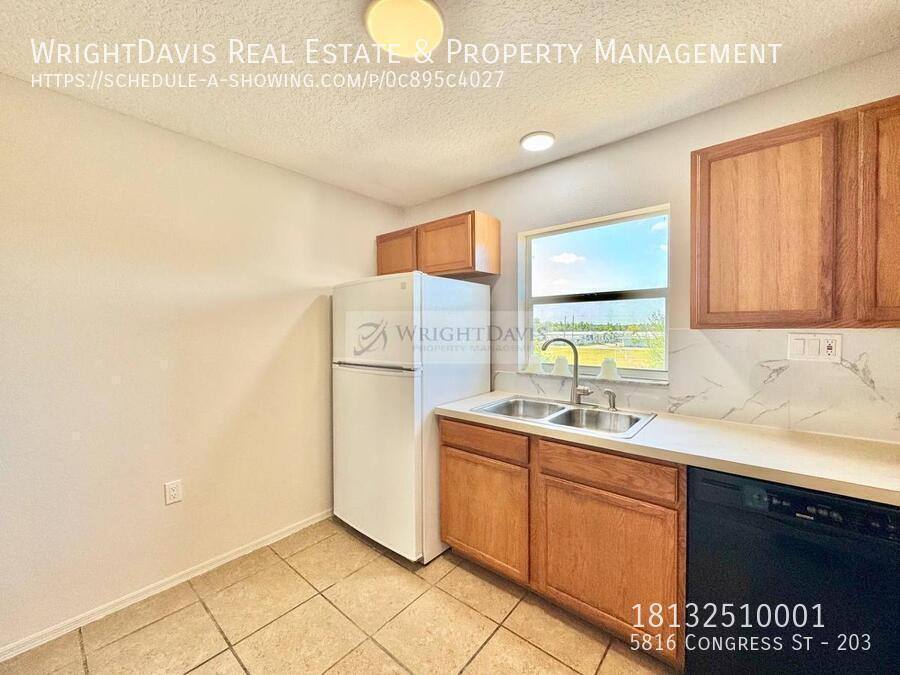 Condo for rent at 5816 Congress St #203, New Port Richey, FL 34653