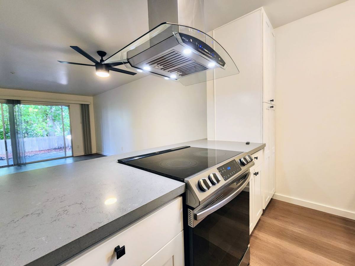 Apartment for rent at 2437 Bethards Dr, Santa Rosa, CA 95405