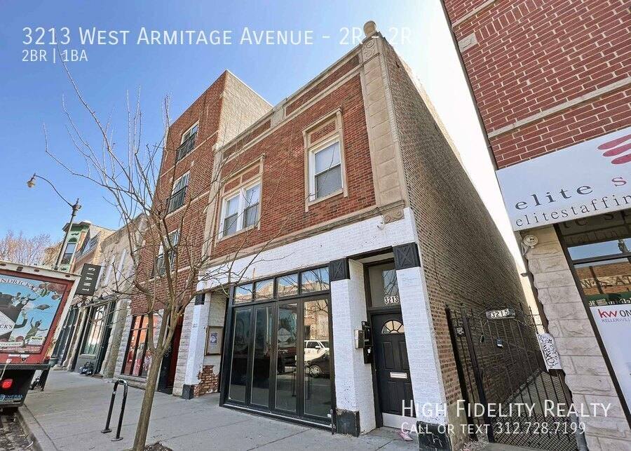 Apartment for rent at 3213 W Armitage Ave #2R, Chicago, IL 60647