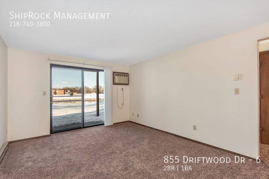Apartment for rent at 855 Driftwood Dr #6, Saint Cloud, MN 56303