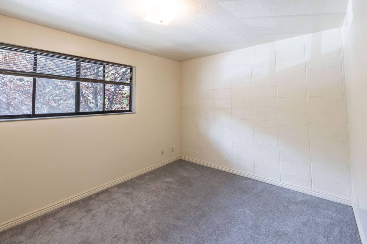 Apartment for rent at 870 N Buchanan Ave, Pocatello, ID 83204
