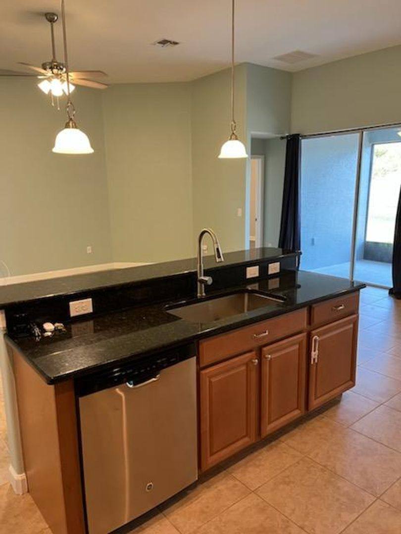 House for rent at 5827 Tarleton Way, Mount Dora, FL 32757