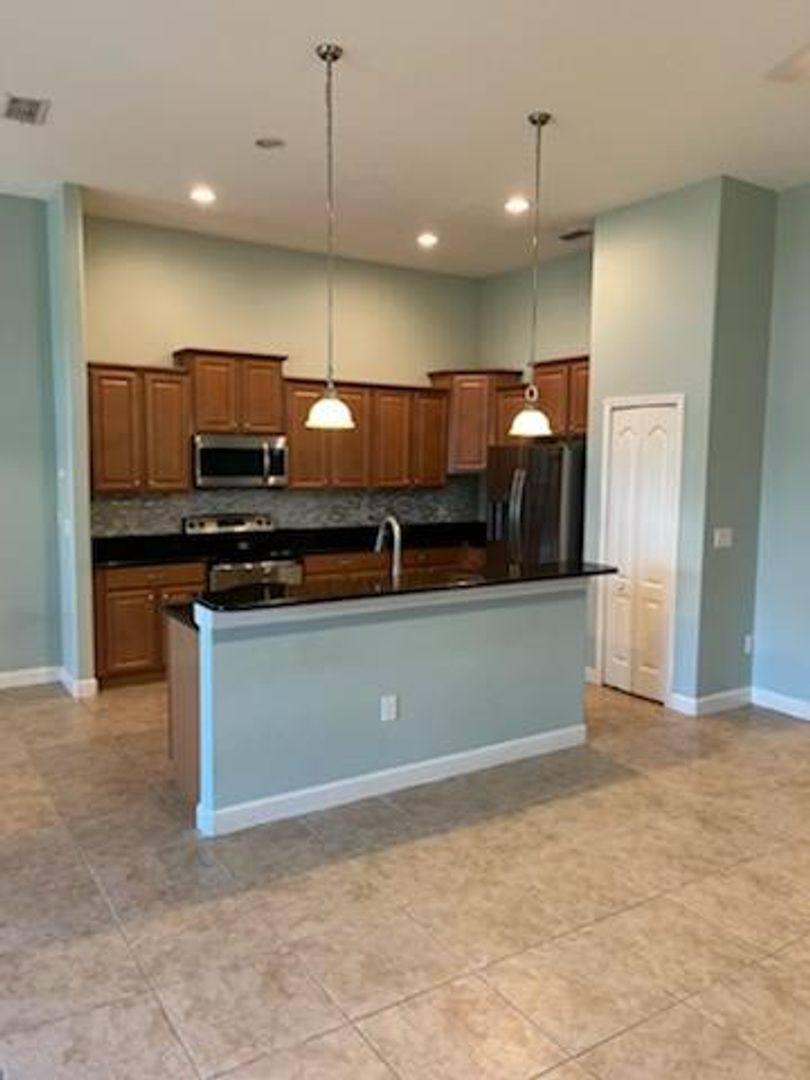 House for rent at 5827 Tarleton Way, Mount Dora, FL 32757