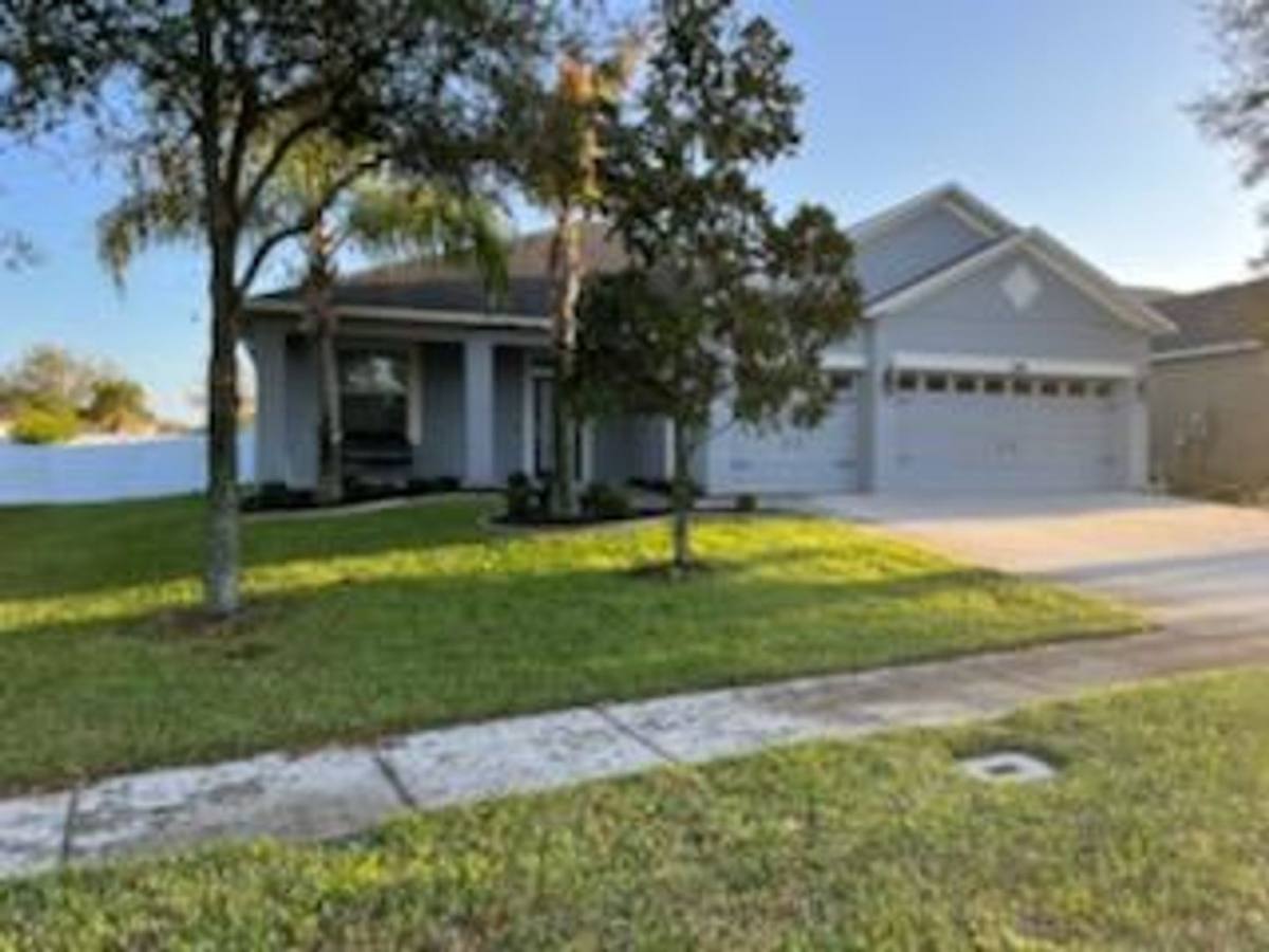 House for rent at 5827 Tarleton Way, Mount Dora, FL 32757