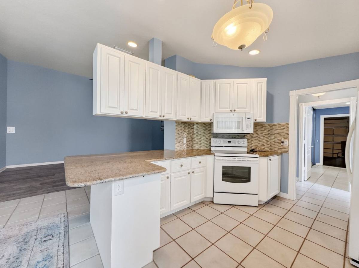 House for rent at 5712 Drummond Way, Naples, FL 34119