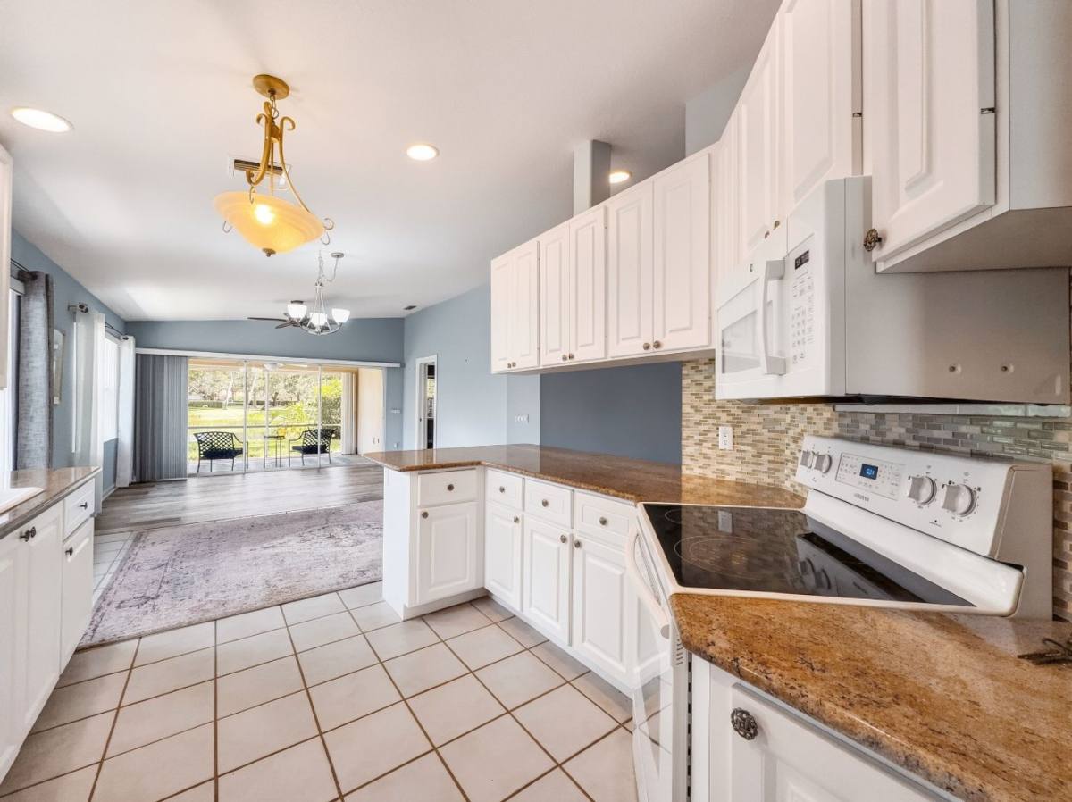 House for rent at 5712 Drummond Way, Naples, FL 34119