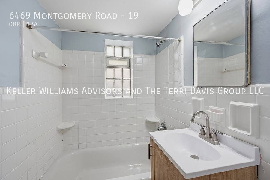 Apartment for rent at 6469 Montgomery Rd #19, Cincinnati, OH 45213