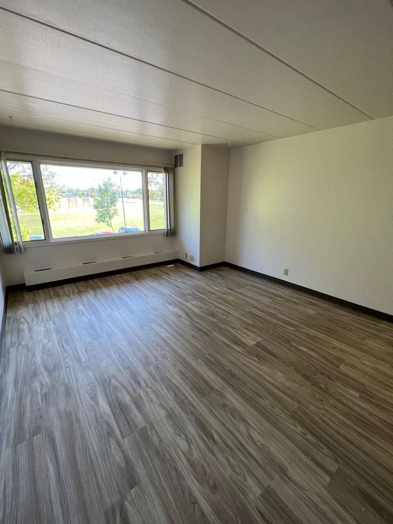Apartment for rent at 3807-40th St; 4013-39th Ave; 4017-39th Ave, Kenosha, WI 53144