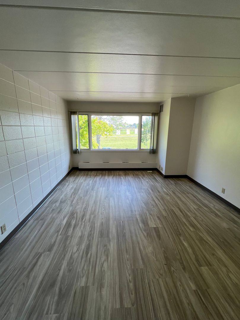 Apartment for rent at 3807-40th St; 4013-39th Ave; 4017-39th Ave, Kenosha, WI 53144