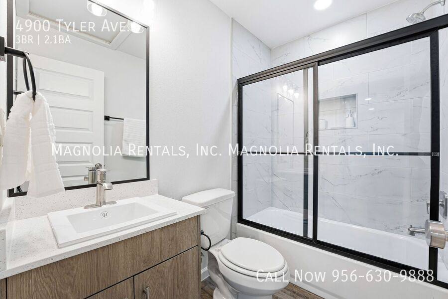 Townhouse for rent at 4900 Tyler Ave #1, McAllen, TX 78503