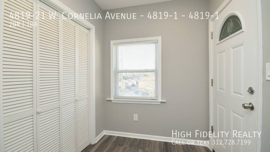 Apartment for rent at 4819-21 W Cornelia Ave #1, Chicago, IL 60641