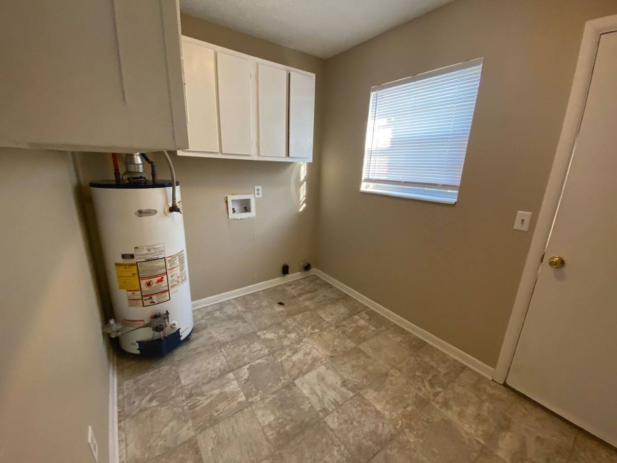 House for rent at 233 S Jan Dr, Panama City, FL 32404