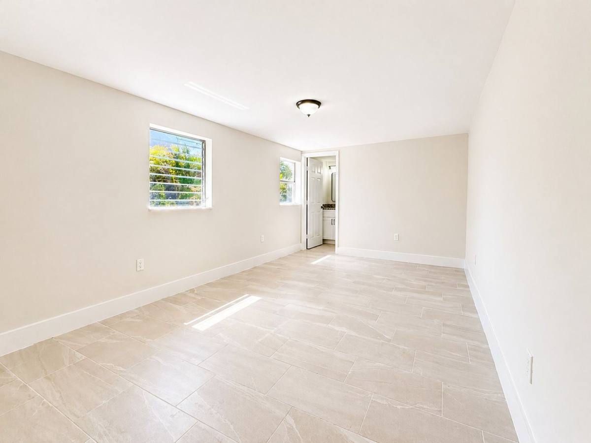 House for rent at 4426 Poinsettia St, Fort Myers, FL 33905