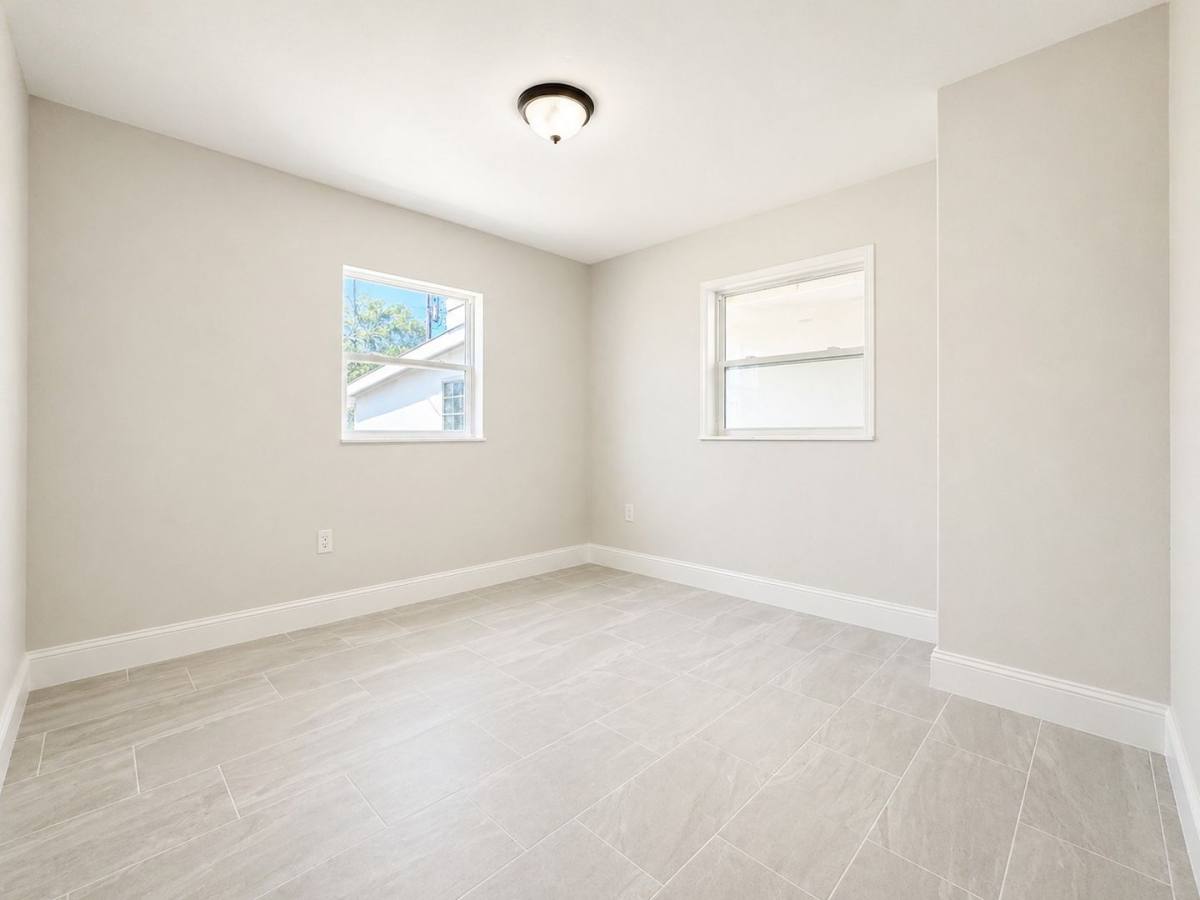 House for rent at 4426 Poinsettia St, Fort Myers, FL 33905