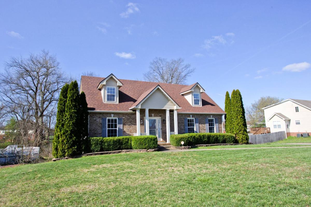 House for rent at 3927 Stella Dr, Clarksville, TN 37040
