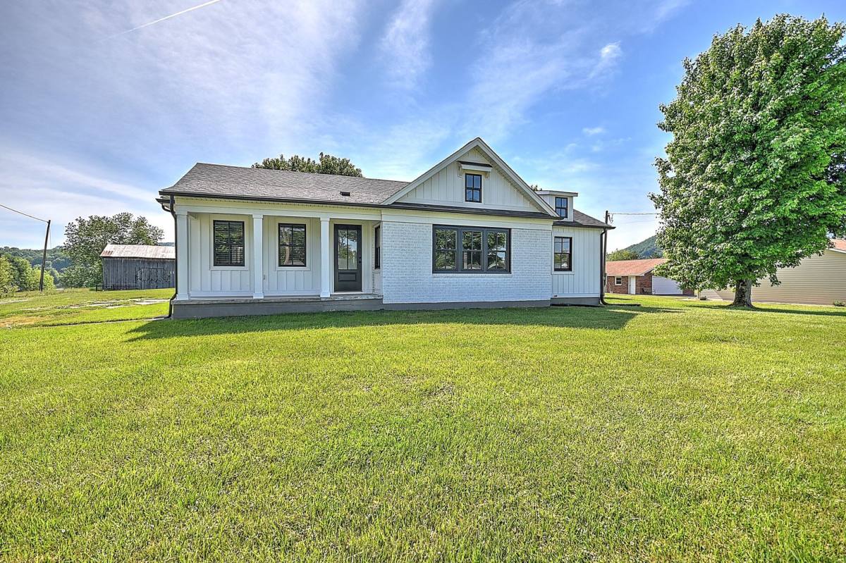 House for rent at 403 Silver Lake Rd, Church Hill, TN 37642