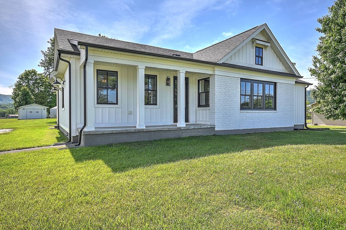 House for rent at 403 Silver Lake Rd, Church Hill, TN 37642