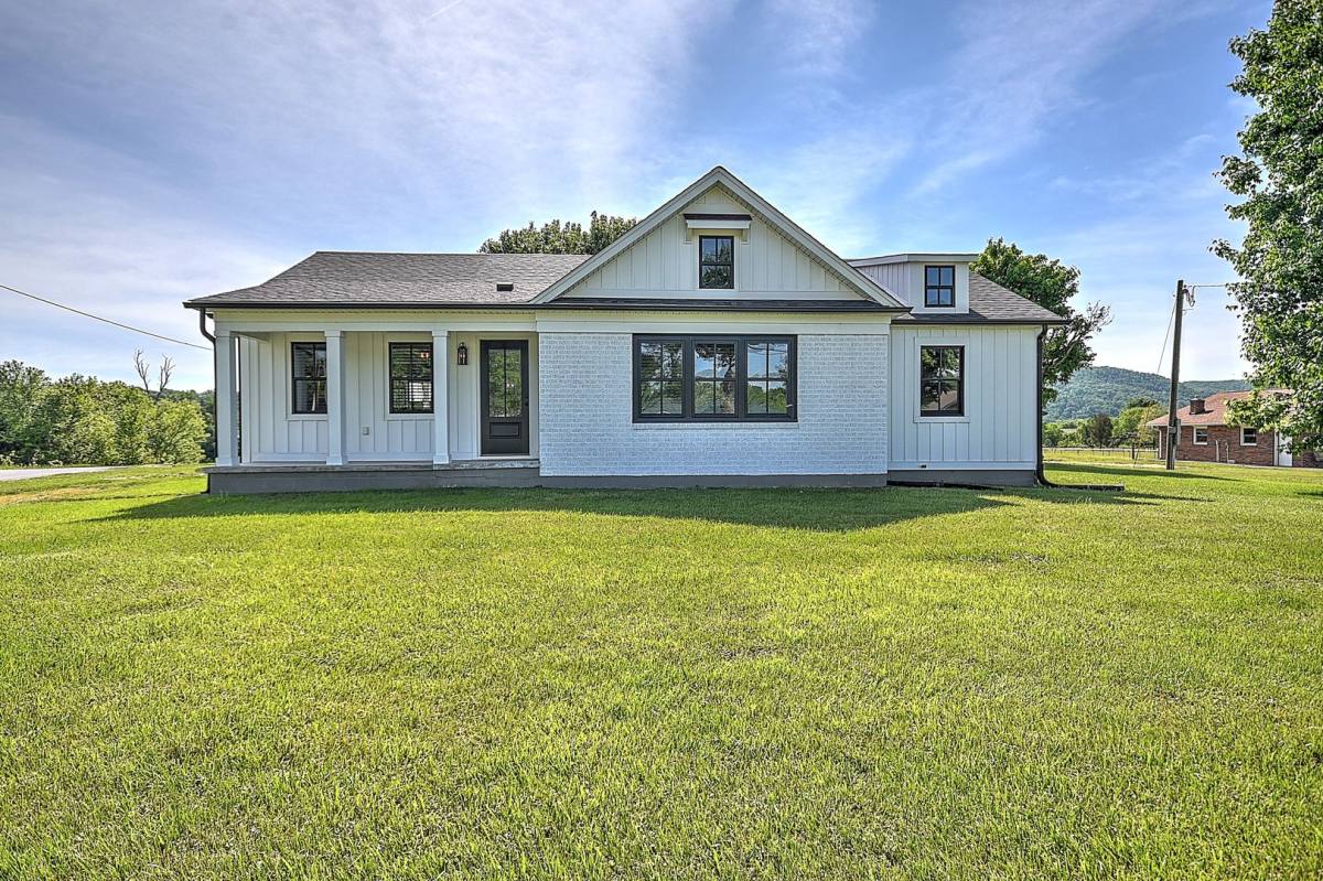 House for rent at 403 Silver Lake Rd, Church Hill, TN 37642