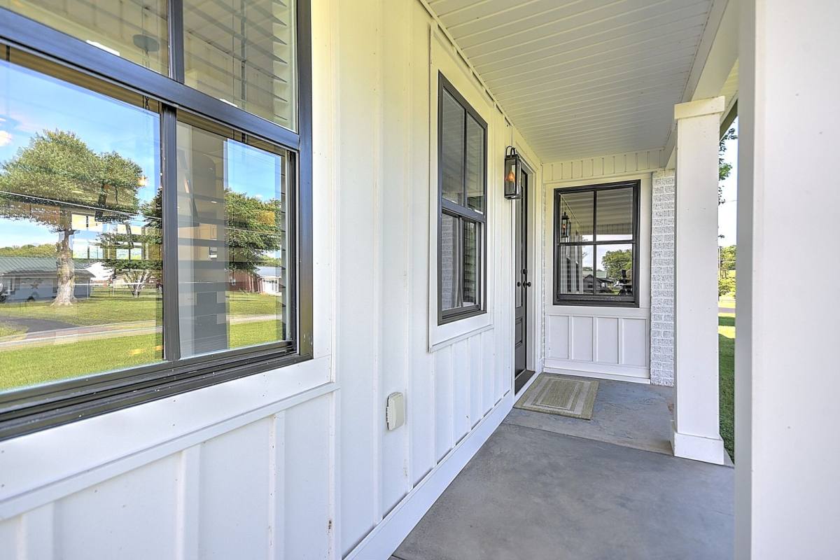 House for rent at 403 Silver Lake Rd, Church Hill, TN 37642