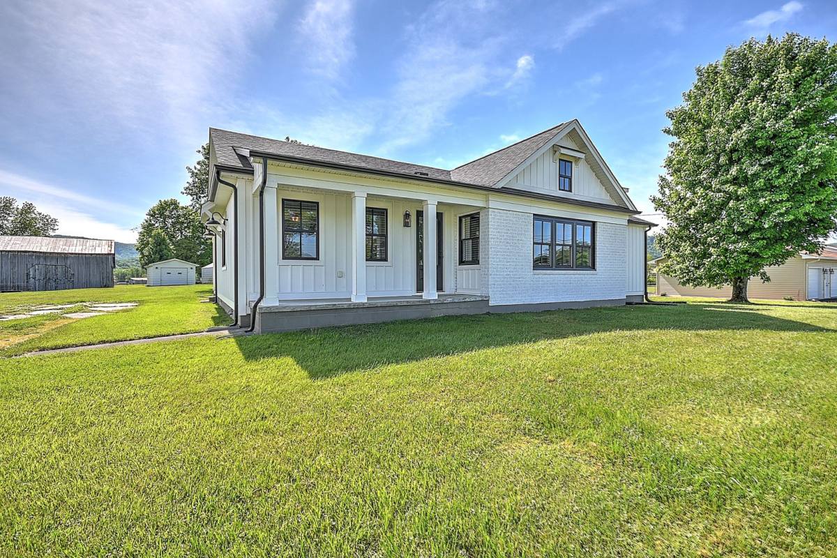 House for rent at 403 Silver Lake Rd, Church Hill, TN 37642