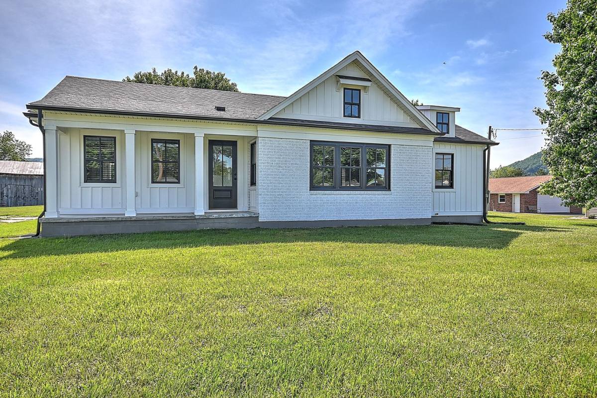 House for rent at 403 Silver Lake Rd, Church Hill, TN 37642