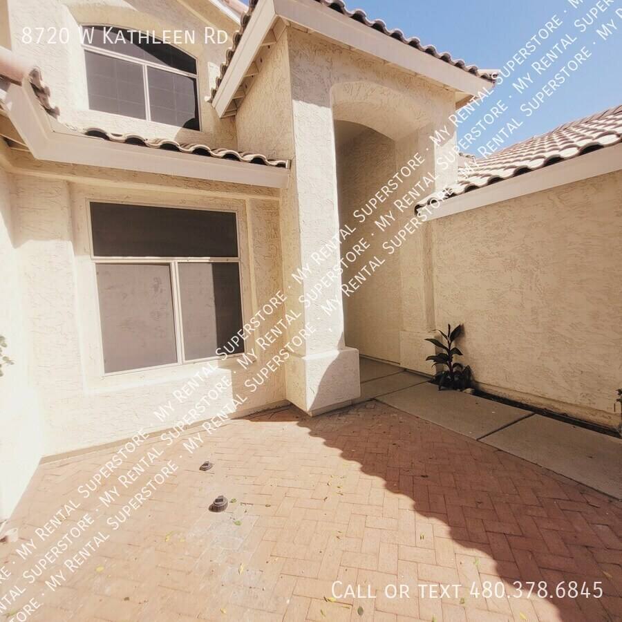 House for rent at 8720 W Kathleen Rd, Peoria, AZ 85382