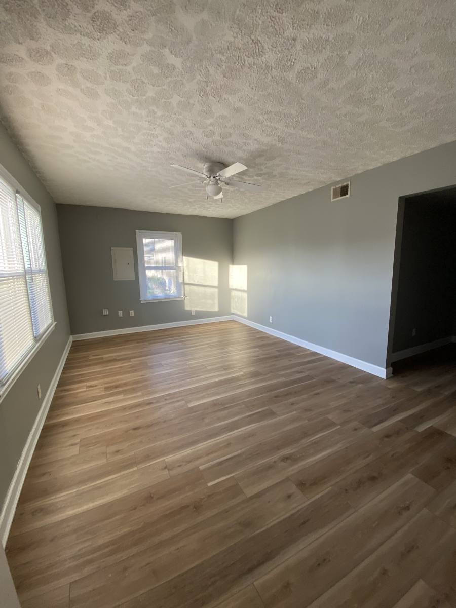 Apartment for rent at 2511 Dixie Highway 2, Louisville, KY 40216