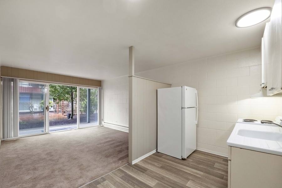 Apartment for rent at 3228 S Union Ave #220, Tacoma, WA 98409